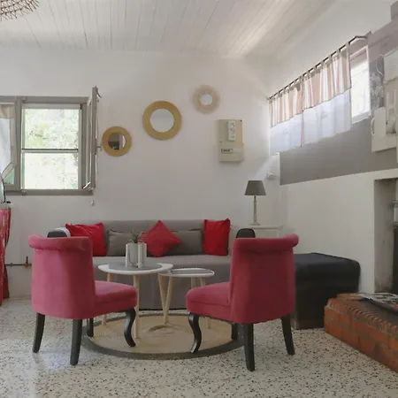 Holiday home Mazet La Cle Des Flots En Bord De Riviere