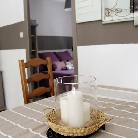 Mazet La Cle Des Flots En Bord De Riviere Holiday home Collias